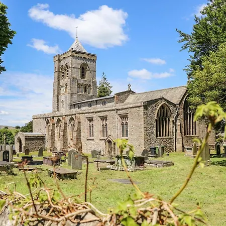 St Peters Milnthorpe