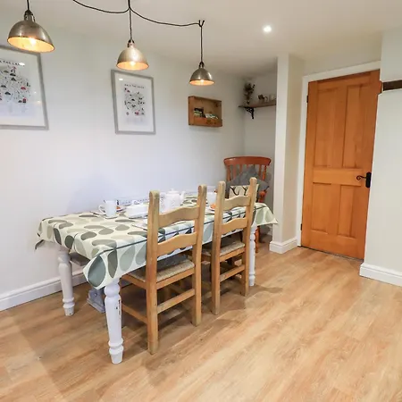 St Peters Milnthorpe